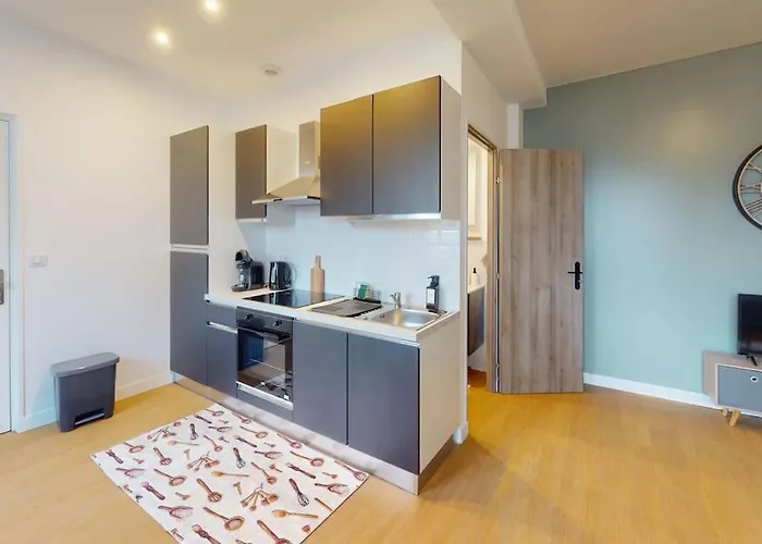 Un Trou De Verdure Charleville-Mézières